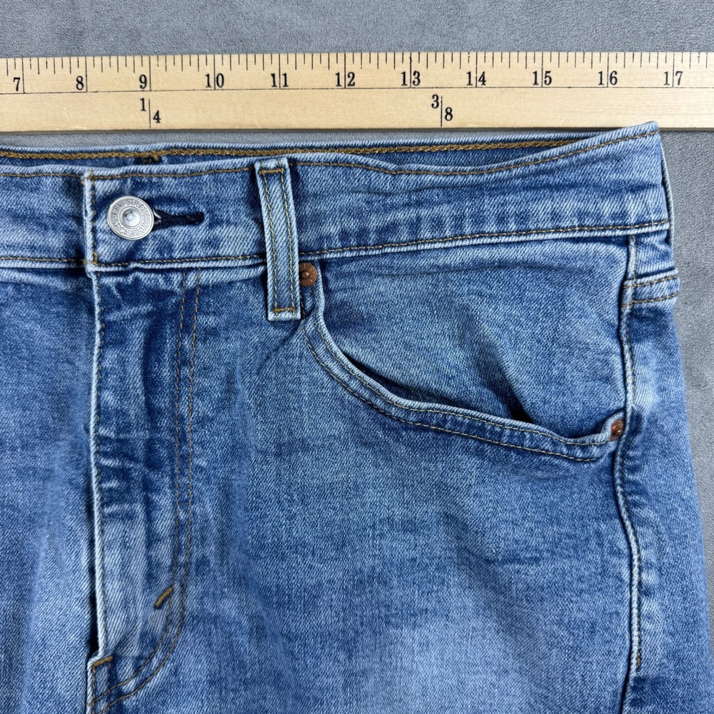 Levis 505 Regular Fit Mens 34x30 Light Wash Straight Leg Jeans Blue Denim - Picture 10 of 12